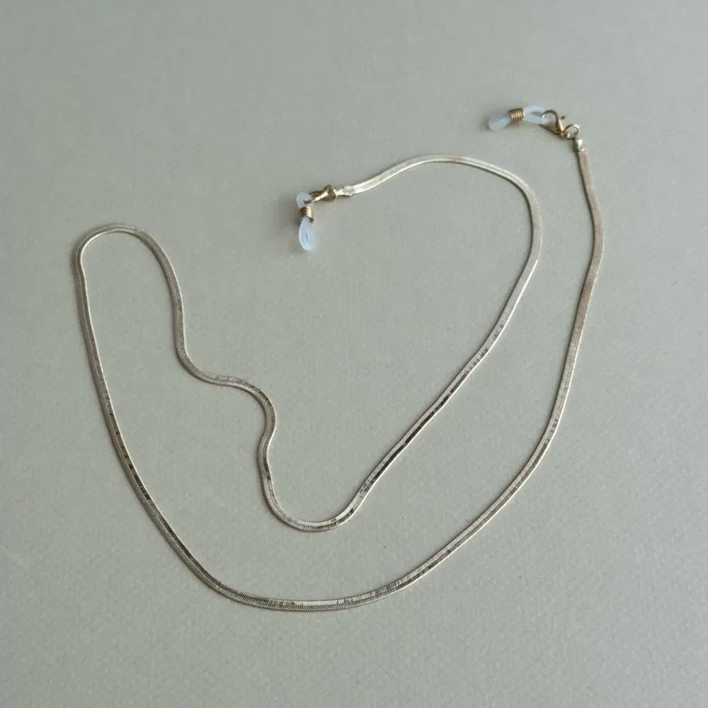 Elegant Gold Eyewear Chain S1210